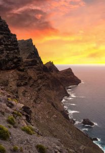 Hyrbil & biluthyrning på Kanarieöarna